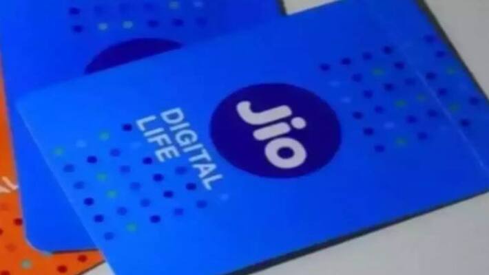 Jio Action Offer ... Let's talk without recharging till Corona is over ..! Jio Action Offer ... Let's talk without recharging till Corona is over ..!