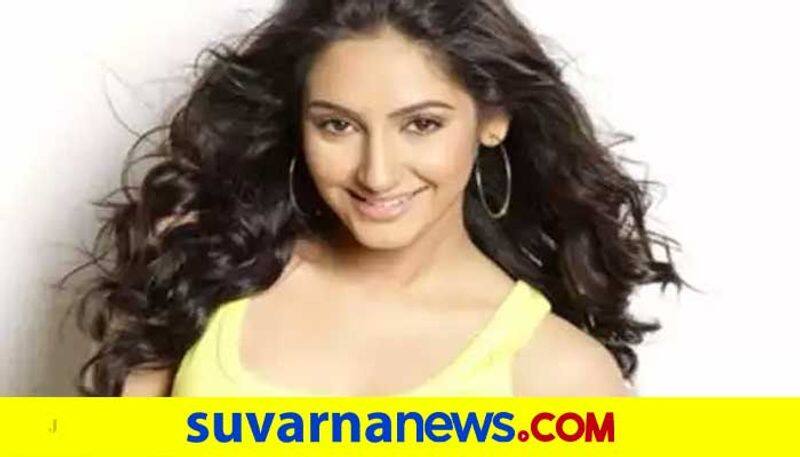 Kannada actress Ragini to play police role in jhonnywalker movie vcs