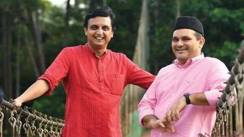 जब रियाज और वीणा का मैरिज हुई थी, तब काफी राजनीति बवाल मचा था। हिंदू-मुस्लिम की यह शादी राजनीतिक गलियारों मे चर्चा का विषय बन गई थी। बता दें कि रियाज के पिता अब्दुल खादेर IPS अधिकारी रहे हैं। CPI का नेता होने की वजह से रियाज अकसर विजयन से मिलने आते थे। इसी दौरान वे वीणा के संपर्क में आए।
