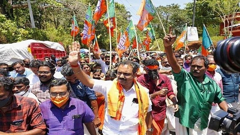सवाल - ऐसा लगता है कि जैकोबिन चर्च बीजेपी के खिलाफ अपनी ताकत का प्रदर्शन करेगी। इसका भाजपा के परफॉर्मेंस पर कैसा असर पड़ेगा?
जवाब - इसका ज्यादा असर चुनाव पर नहीं पड़ेगा। देखा जाए तो आम तौर पर क्रिश्चियन कम्युनिटी भाजपा के साथ है। प्रधानमंत्री नरेंद्र मोदी की जनपक्षधर नीतियों और विकास कार्यों का काफी असर पड़ा है। इससे क्रिश्चियन कम्युनिटी के नजरिए में बदलाव आया है।