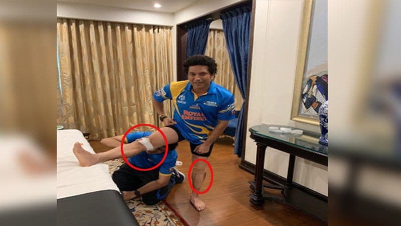भारत के पूर्व ऑलराउंडर और इंडिया लीजेंड्स के प्लेयर मोहम्मद कैफ ने हाल ही में एक फोटो शेयर की है, जिसमें उन्होंने सचिन की फोटो पोस्ट की और लिखा कि 'पट्टियां, प्लास्टर, क्या आदमी हैं।'