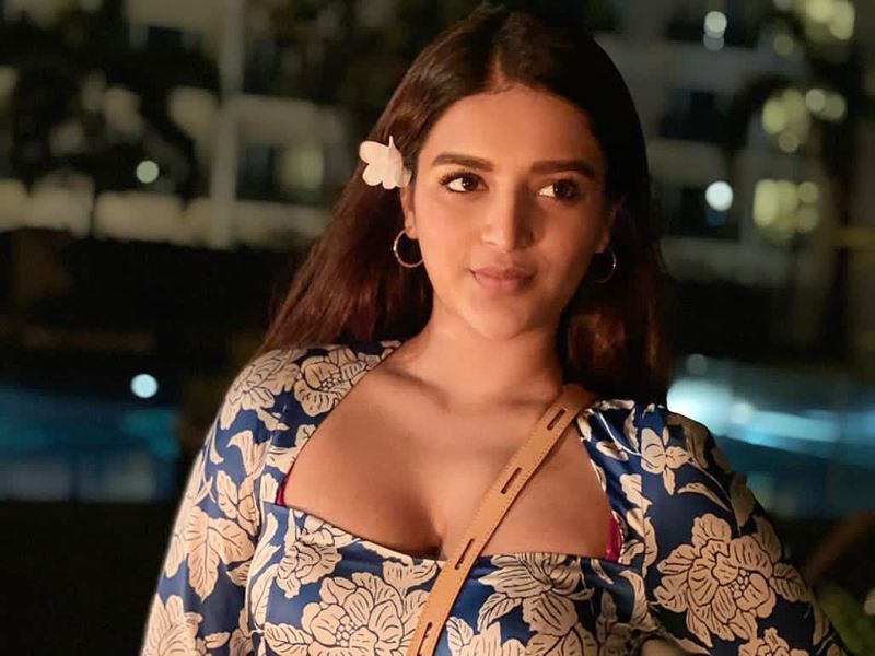 నిధి అగర్వాల్ కెరీర్ లో చేసిన సినిమాలు చాలా తక్కువే. అందులో విజయం సాధించనవి.. ఒకటి రెండే. అయినప్పటికీ నిధి క్రేజ్ మాత్రం వీర లెవెల్ అని చెప్పాలి.