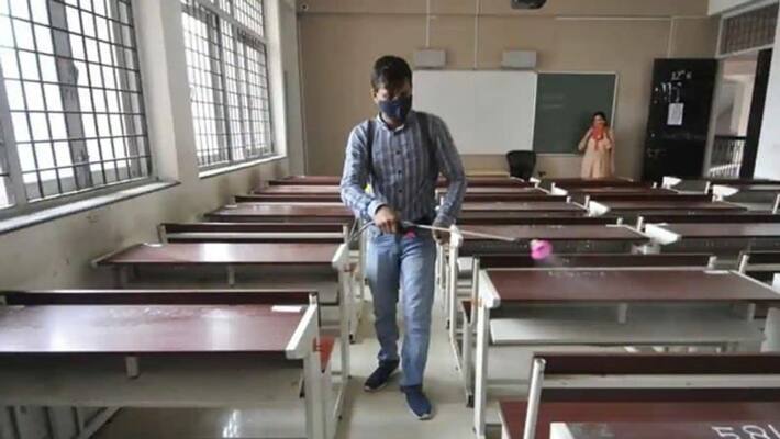7 Students, 4 parents Test Positive For Covid19 in ap schools 7 Students, 4 parents Test Positive For Covid19 in ap schools