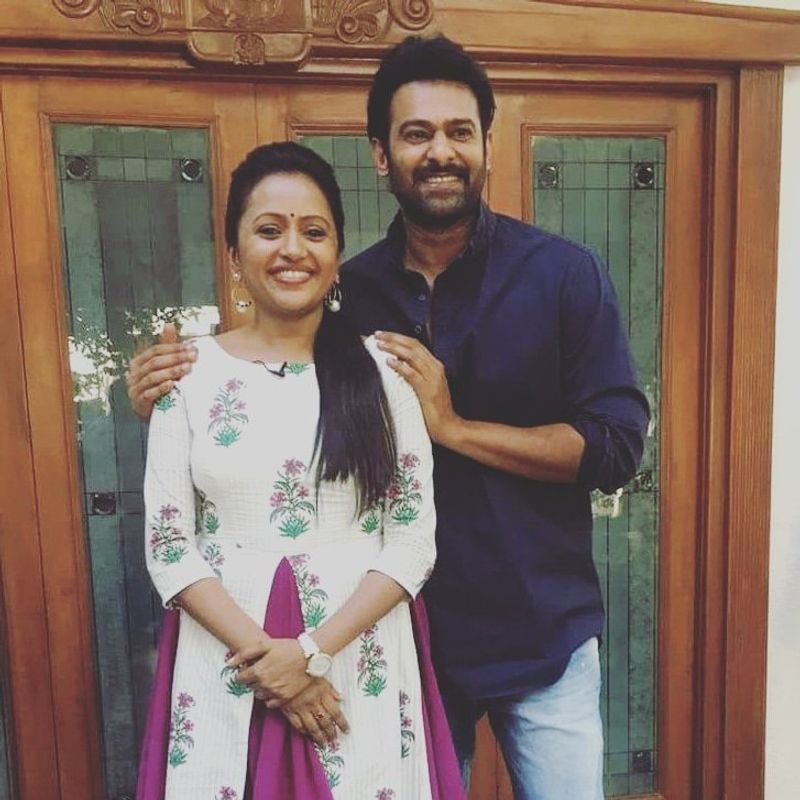 ఇక తాను ఫార్మ్ లో ఉన్నప్పుడే పిల్లల కెరీర్ కూడా సెట్ చేయాలని చూస్తున్నారట సుమ. ముఖ్యంగా కుమారుడిని హీరోగా నిలబెట్టాలనేది ఆమె ఆలోచనగా తెలుస్తుంది. త్వరలో కొడుకును హీరోగా పరిచయం చేయనున్నారు.