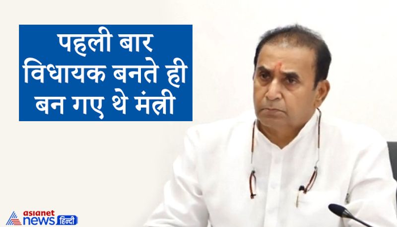 नागपुर जिले में काटोल के पास वाडविहिरा गांव के रहने वाले देशमुख ने 70 के दशक सेराजनीतिक सफर की शुरुआत की थी। उन्होंने सबसे पहले चुनाव 1992 में जिला परिषद का चुनाव जीता था। इसके बाद वह पहली बार 1995 में निर्दलीय चुनाव लड़कर विधायक बने। इसके बाद उन्होंने बीजेपी को समर्थन दिया। राज्य में शिवसेना और बीजेपी के गठबंधन की सरकार बनी और देशमुख को स्कूली शिक्षा और सांस्कृतिक मंत्री बना दिया गया। अभी 70 साल के देशमुख अभी महाविकास आघाड़ी गठबंधन सरकार में गृहमंत्री हैं। वह राष्टवादी कांग्रेस पार्टी यानि NCP के नेता हैं।
