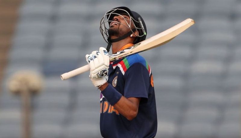 India vs England 2020-21, 1st ODI: Krunal Pandya dedicates his debut knock to his late father-ayh