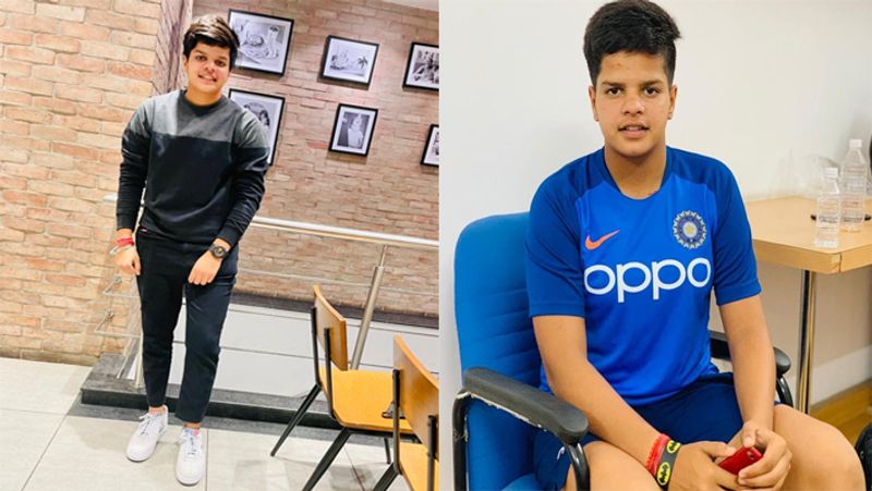 आज इस भारतीय ओपनर ने दुनिया भर में अपनी बल्लेबाजी का लोहा मनवाया है। उन्होंने अबतक भारत के लिए 22 टी20 मैच खेले हैं, जिसमें उन्होंने 617 रन अपने नाम किया। टी20 में उनका बेस्ट स्कोर 73 रन है।