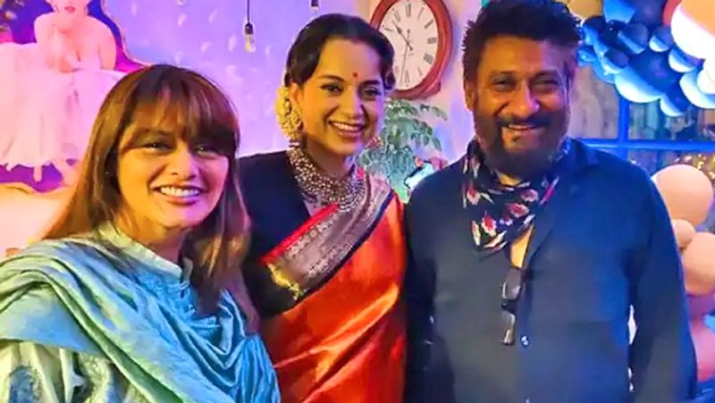 कंगना की बर्थडे पार्टी में पहुंचे फिल्ममेकर विवेक अग्निहोत्री और उनकी पत्नी पल्लवी जोशी।