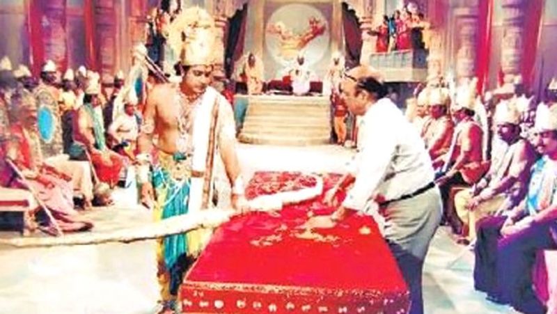 रामायण 90 के दशक में इतनी पॉपुलर हुई थी कि इसे तीन बार एक्सटेंड किया गया था। पहले ये 52 एपिसोड की सीरीज थी, जिसे बाद में बढ़ाते हुए इसके 78 एपिसोड टेलीकास्ट किए गए थे।
