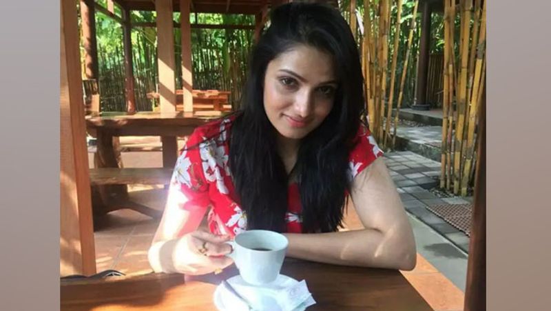 तनुश्री का जन्म हैदराबाद में हुआ था, हालांकि वे मूलरूप से पश्चिम बंगाल की हैं। इसकी स्कूलिंग हैदराबाद से हुई। इन्होंने कोलकाता यूनिवर्सिटी से ग्रेजुएशन किया।