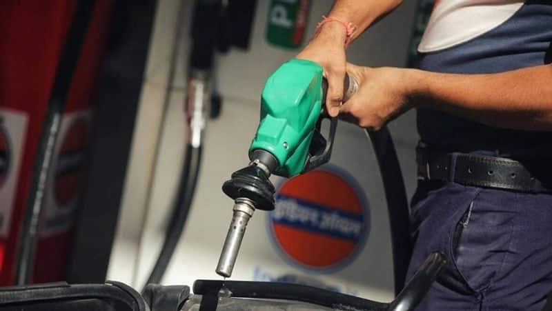 petrol diesel price today: Petrol, diesel prices in India are rising even as global oil rates slump