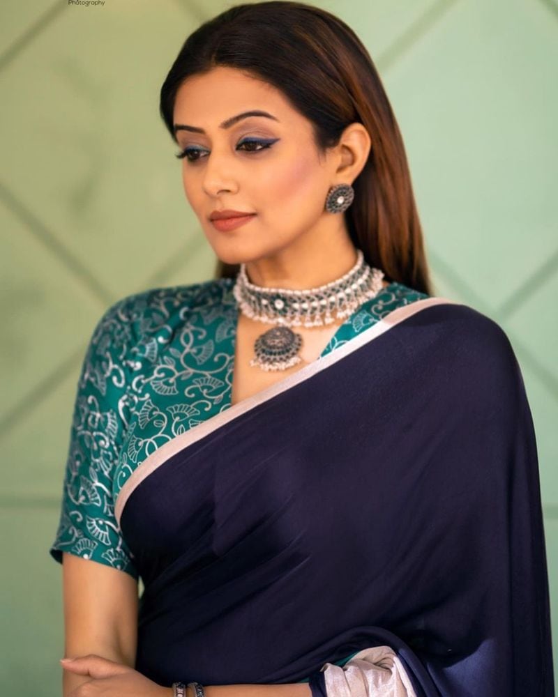 ప్రియమణి `ఢీ` ఛాంపియన్స్ డాన్స్ కోసం గ్లామరస్గా ముస్తాబైంది ప్రియమణి. ఈ బుధవారం రాత్రి ఈ ఎపిసోడ్ ప్రసారం కానుంది.