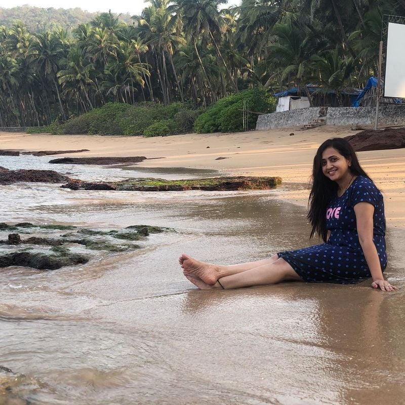 ఇక సమ్మర్ ప్రారంభంలోనే లాస్య విహారానికి చెక్కేసింది. కుటుంబంతో గోవాకు వెళ్లిన లాస్య ఫుల్ ఎంజాయ్ చేస్తున్నారు.