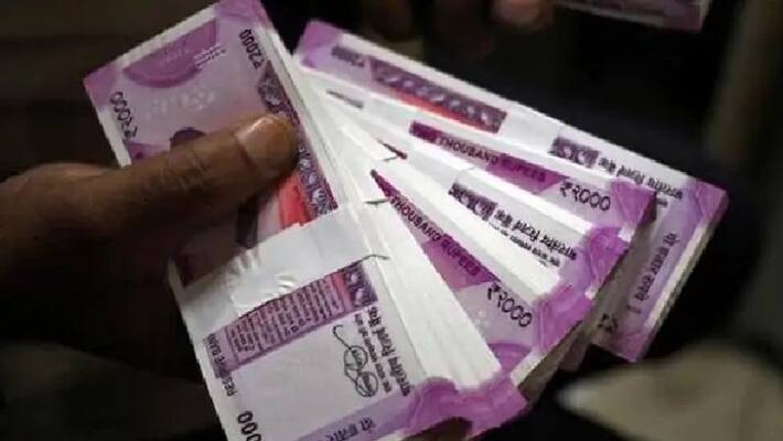 Rs 1,00,000 per employee for corona epidemic ..! Rs 1,00,000 per employee for corona epidemic ..!