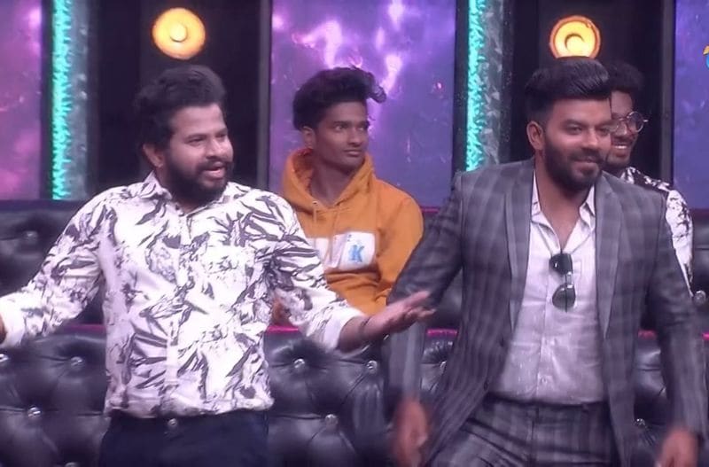 ఏది ఏమైనా ఢీ షోకి సుధీర్, ప్రదీప్ మరియు ఆది ఎంట్రీ తరువాత మరింత హైప్ వచ్చింది. ప్రియమణి కూడా ఎలా రెచ్చిపోవడం షోకి బాగా కలిసొస్తుంది.
