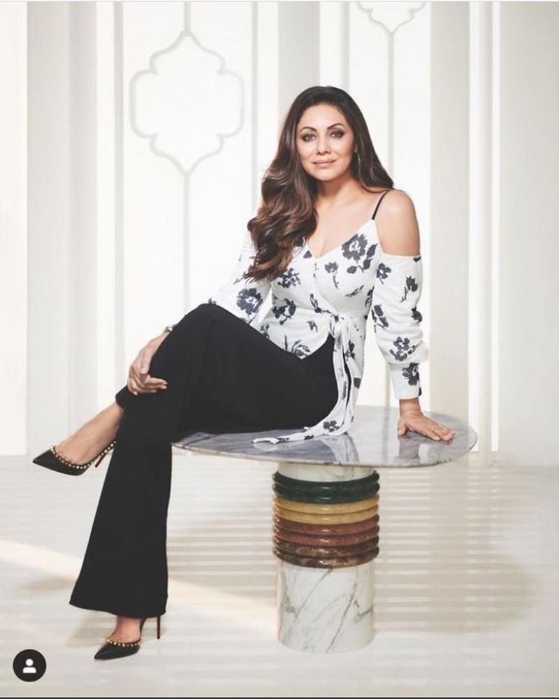<p>সম্প্রতি ম্যাগাজিন শুটের বেশ কিছু ছবি সোশ্যাল মিডিয়ায় পোস্ট করেছেন গৌরী। পাশাপাশি ক্যাপশনে লিখেছেন, শুটিংয়ের উন্মাদনাকে মিস করছি।</p>