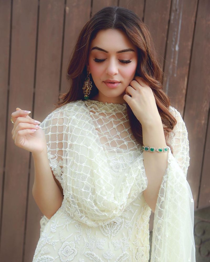 try hansika motwanis homemade sunburn cream
