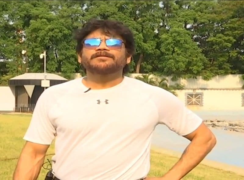 ఇప్పుడు నా కొడుకులు సినిమా పట్ల ఆసక్తి కలిగి ఉన్నారు. వారు కోరుకున్నారు కాబట్టి పరిశ్రమకు వచ్చారు. వాళ్లకు నేను సపోర్ట్ ఇచ్చాను. డాక్టర్ కొడుకు డాక్టర్, లాయర్ కొడుకు లాయర్, అకౌంటెంట్ కొడుకు అకౌంటెంట్ అవుతున్నారు.