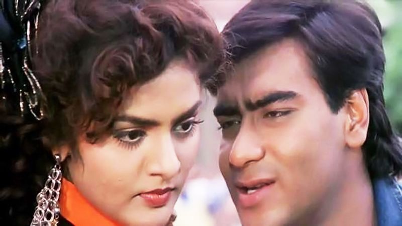मधु के मुताबिक, मैं इस बात से इतनी दुखी थी कि रात-रात भर रोती थी और सुबह मुझे कॉलेज जाने के लिए अपनी फैमिली से बात करनी पड़ती थी। हालांकि वो वक्त धीरे-धीरे कट गया लेकिन मैं आज भी उस दौर को याद कर सिहर उठती हूं।