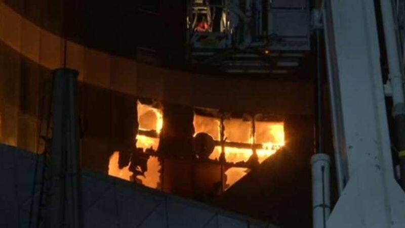 Mumbai fire 10 killed in massive blaze at Covid centre inside mall