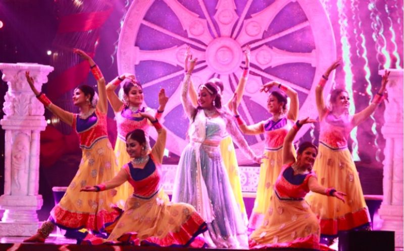 <p>জিবাংলার দুই নতুন মুখ মিঠাই ও অপরাজিতা অপু ধারাবাহিকের অপুরও পার্ফমেন্স এদিন নজর কাড়বে সকলের।</p>