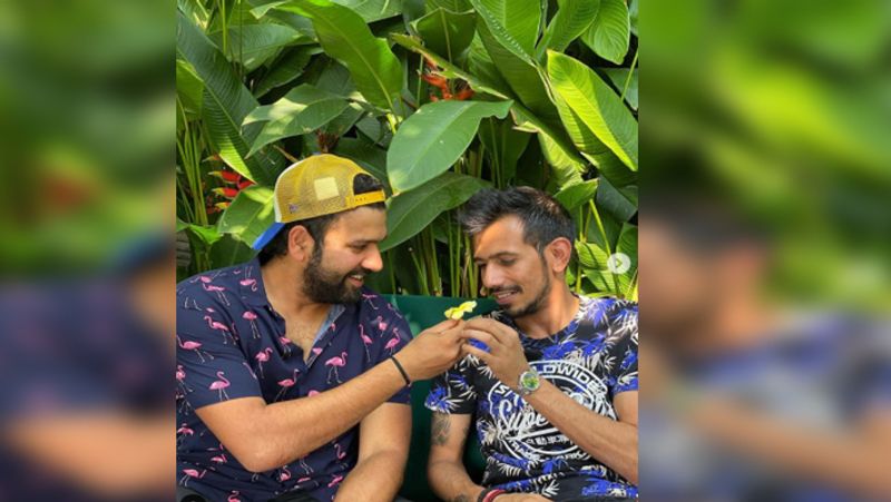 విరాట్ కోహ్లీ జట్టులో కీలక స్పిన్నర్గా మారిన యజ్వేంద్ర చాహాల్, ముంబై ఇండియన్స్ సారథితో చనువు ఉండడం కూడా ఈ రోహిత్, విరాట్ యాంటీ ఫ్యాన్స్కి ఆశ్చర్యాన్ని కలిగిస్తోంది.