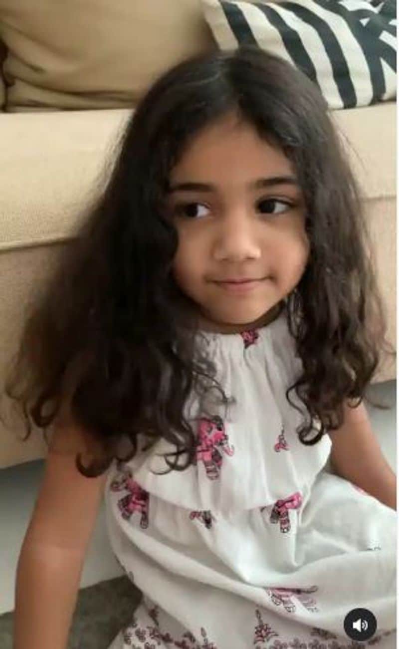 తాజాగా డబ్ స్మాష్లు చేయడం స్టార్ట్ చేసింది అల్లు అర్హ. ఇప్పటికే చేసిన ఓ డబ్ స్మాష్ని అల్లు అర్జున్ సతీమని అల్లు అర్హ పంచుకోగా, అది విశేషంగా వైరల్ అవుతుంది.