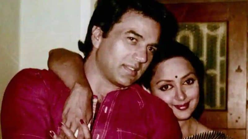 हेमा मालिनी के साथ सहानुभूति रखते हुए प्रकाश ने कहा था- मैं समझ सकती हूं कि हेमा क्या कर रही हैं। यहां तक कि उसे दुनिया, उसके रिश्तेदारों और उसके दोस्तों का भी सामना करना पड़ा। लेकिन अगर मैं हेमा की जगह पर होती तो मैं वह नहीं करती जो उसने किया। एक महिला के रूप में, मैं उनकी भावनाओं को समझ सकती हूं। लेकिन एक पत्नी और एक मां के तौर पर मैं उन्हें मंजूर नहीं करती।
