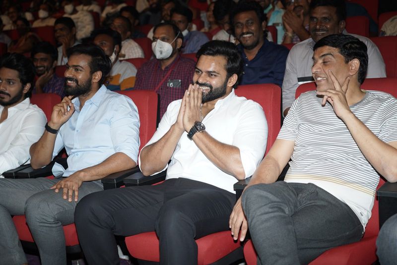 రామ్చరణ్ బర్త్ డే సెలబ్రేషన్స్.