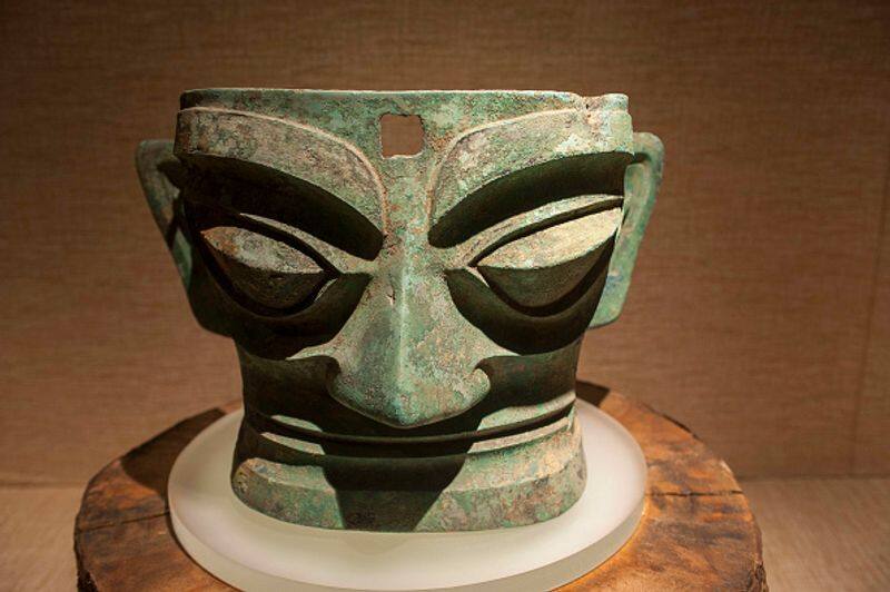 3000 year old mask remains found