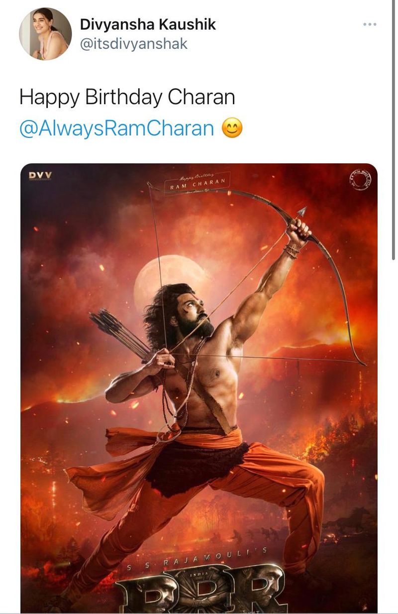 హీరోయిన్ దివ్యాంక కౌశిక్ విషెస్.