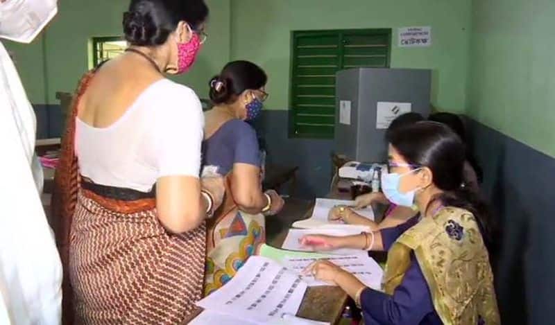 181 votes registered in a polling booth which has only 90 voters in assam electio commission takes proper action