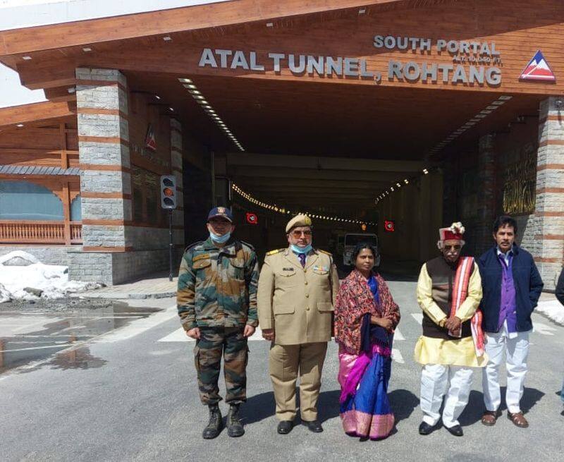 Himachal Pradesh Governor Bandaru Dattatraya visited Atal Tunnel at Rohtang ksp