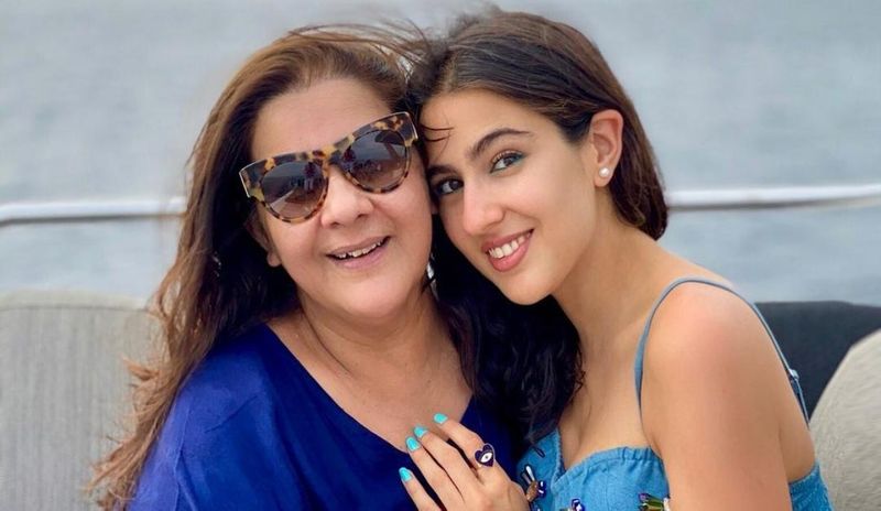 Amrita Singh's mother is Rukhsana Sultana and her father is Shivinder Singh Virk, a Punjabi Jat Sikh. As per media reports, Rukhsana is the niece of Begum Para, which made Amrita Singh the grand-niece and Sara, the great-grand-niece.
