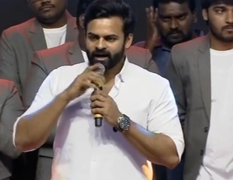 ఆ పిల్లలలో కొందరు బాగా పరిగెత్తే వాళ్లు ఉన్నారు. కొందరు అసలు పరిగేయలేని వాళ్ళు ఉన్నారు. చిన్నపిల్లలు కూడా ఉన్నారు. ఎవరు ఆ కాయలు సొంతం చేసుకుంటారని అనుకుంటున్న సమయంలో.. అందరూ ఒకేసారి ఆ చెట్టు వద్దకు చేరి పళ్ళు కోసుకున్నారు.