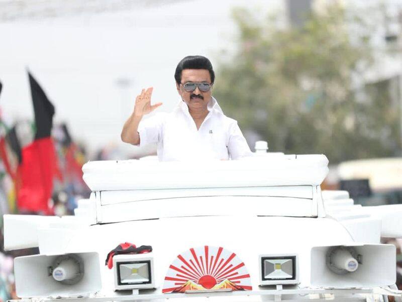 DMK Leader MK Stalin do false election campaign about ADMK and BJP and avoid karunanidhi name on campaign