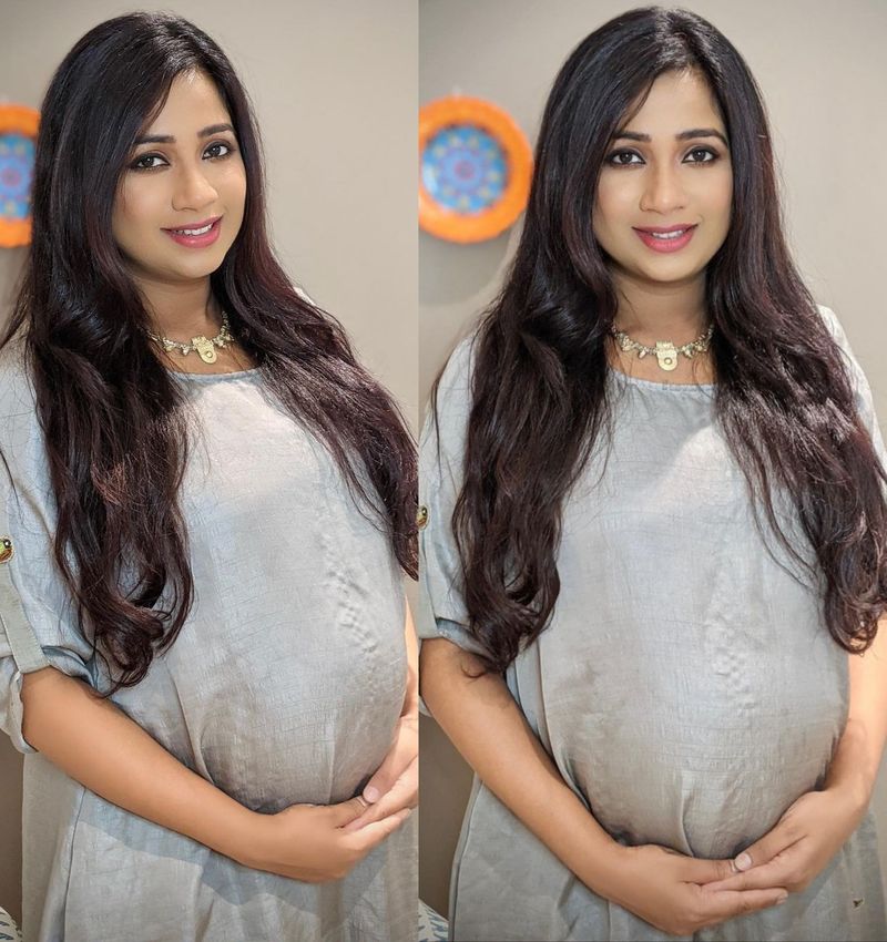 పెళ్లికి ముందు శ్రేయా ఘోషల్, షీలాదిత్యతో పదేళ్లు డేటింగ్ చేసింది. ఫైనల్ గా తాను తల్లికాబోతున్న విషయాన్ని ఆమె గొప్పగా ఫీలవుతున్నారు.