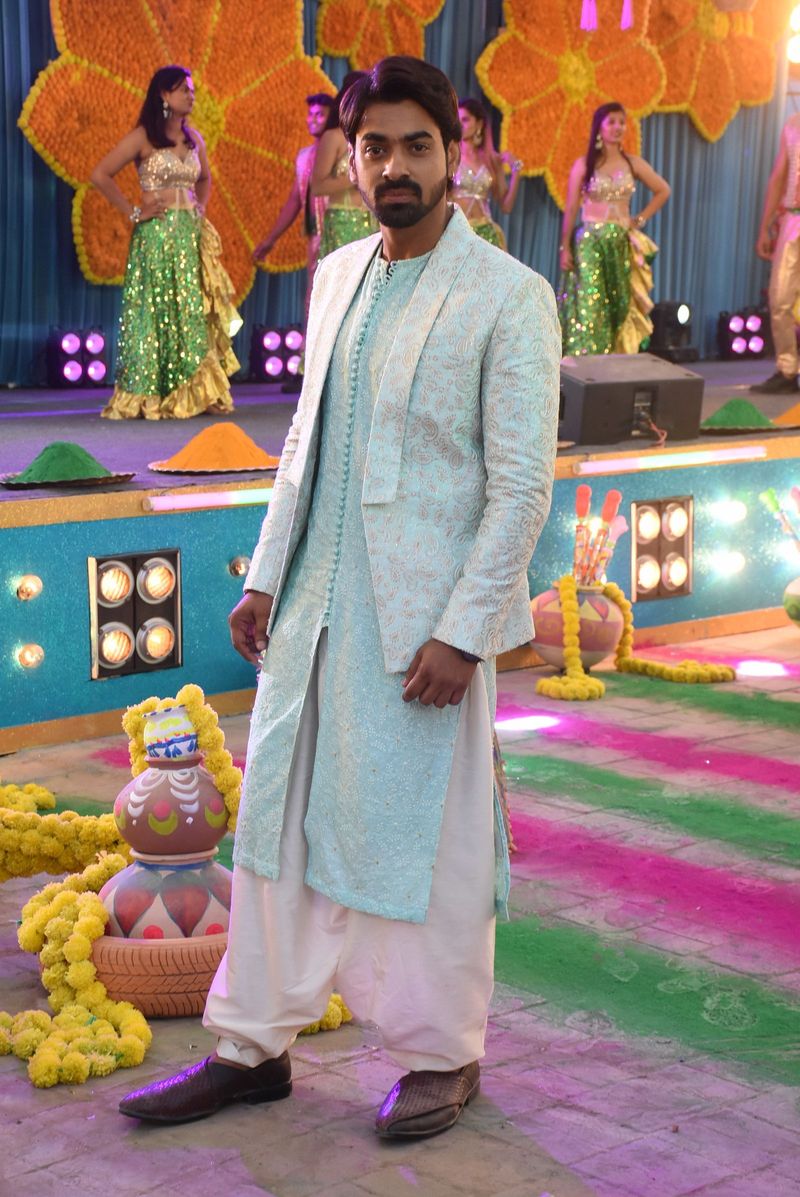 Aditya Ojha aka Yug from Namak Issk Ka says, "Holi for me means boundless fun with family and friends. In Bihar, unlike most of the places in India, our Holi begins at 7 in the morning and goes on till midnight! Morning means 'Geeli Holi' (with watercolors) and in the evening we play ' 'Sukhi Holi' (with dry colors). I am already missing it, knowing that I won't be there on Holi, but I am equally excited to play the safe holi on the sets and then with my family here!”