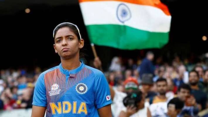 India Women's T20I Team Captain Harmanpreet Kaur Tests Positive For COVID-19 dva India Women's T20I Team Captain Harmanpreet Kaur Tests Positive For COVID-19 dva