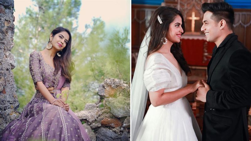 अविका गोर ने जो तस्वीर इंस्टाग्राम पर शेयर की है। उसमें क्रिश्चियन ब्राइड बनी हुई हैं। फोटो में वो दूल्हे का हाथ थामे दिख रही हैं। इस फोटो में वो पारम्परिक सफेद लॉन्ग वेडिंग गाउन और वेल में नजर आ रही हैं।
