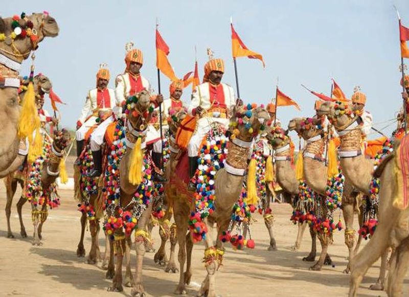 भारत की आजादी के समय यह सोचा जा रहा था कि राजस्थान को आजाद भारत का प्रांत बनाना और राजपूताना के तत्कालीन हिस्से का भारत में विलय एक मुश्किल काम होगा। आजादी की घोषणा के साथ ही राजपूताना के देशी रियासतों के मुखियाओं में स्वतंत्र राज्य में भी अपनी सत्ता बरकरार रखने की होड़-सी लगी थी।
