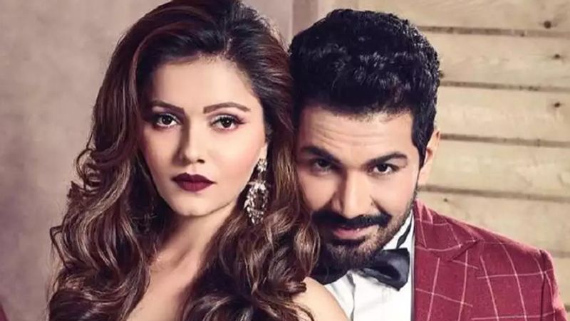 बता दें कि रुबीना ने अभिनव ने दो साल पहले शादी की थी। कपल की पहली मुलाकात गणपति पूजा के दौरान हुई थी। दरअसल, दोनों के एक कॉमन फ्रेंड ने उन्हें अपने घर पर गणेश पूजा में बुलाया था।