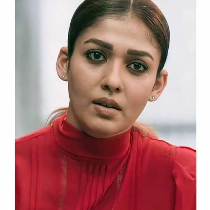 <p>இந்த படத்தின், ட்ரைலர் ஒரு சில தினங்களுக்கு முன் வெளியான நிலையில்... இந்த படத்தின் மீதான எதிர்பார்ப்பு அதிகரித்துள்ளது.</p>