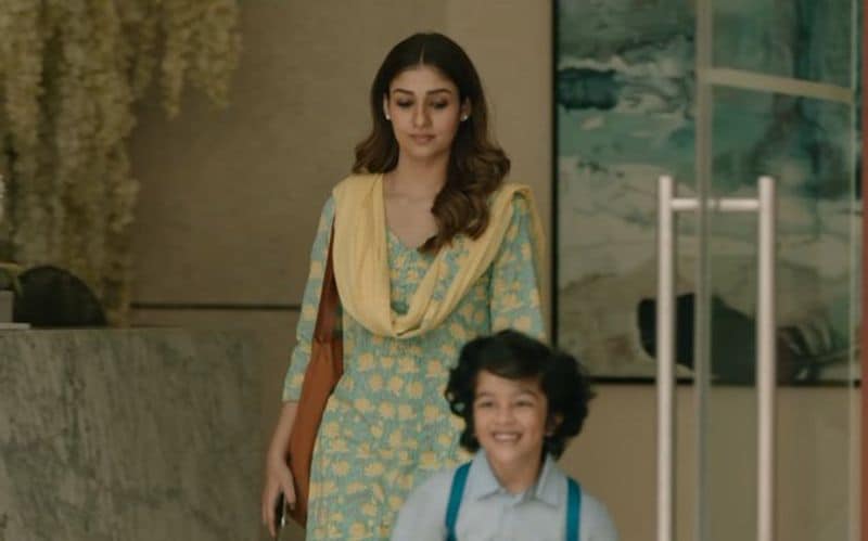 <p>இந்த படத்தில் 6 வயது சிறுவனுக்கு அம்மாவாகவும் நயன்தாரா நடித்துள்ளார்.</p>