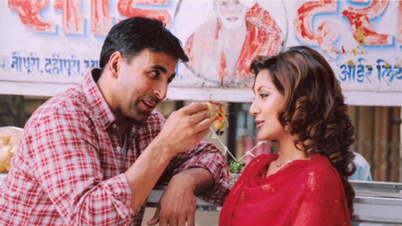 रिमी सेन ने अपने करियर में हंगामा, गोलमाल, धूम, फिर हेरा फेरी, जॉनी गद्दार जैसी कई हिट फिल्मों में काम किया है। हाल ही में दिए एक इंटरव्यू में उन्होंने बताया कि जब वो बहुत छोटी सी थी तभी घर में आर्थिक तंगी के कारण उन्होंने काम करना शुरू कर दिया था। उन्होंने कहा कि वो परिवार के लिए हमेशा एक नोट छापने वाली मशीन रही है।