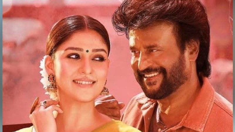 
சிறுத்தை சிவா இயக்கத்தில் சூப்பர் ஸ்டார் ரஜினிகாந்த் அண்ணாத்த படத்தில் நடித்து வருகிறார். சன் பிக்சர்ஸ் நிறுவனம் தயாரித்து வரும் இந்த படத்தில் அவருடன் நயன்தாரா, குஷ்பு, மீனா, கீர்த்தி சுரேஷ், சூரி, சதீஷ் உள்ளிட்டோர் நடித்து வருகிறார்கள். 