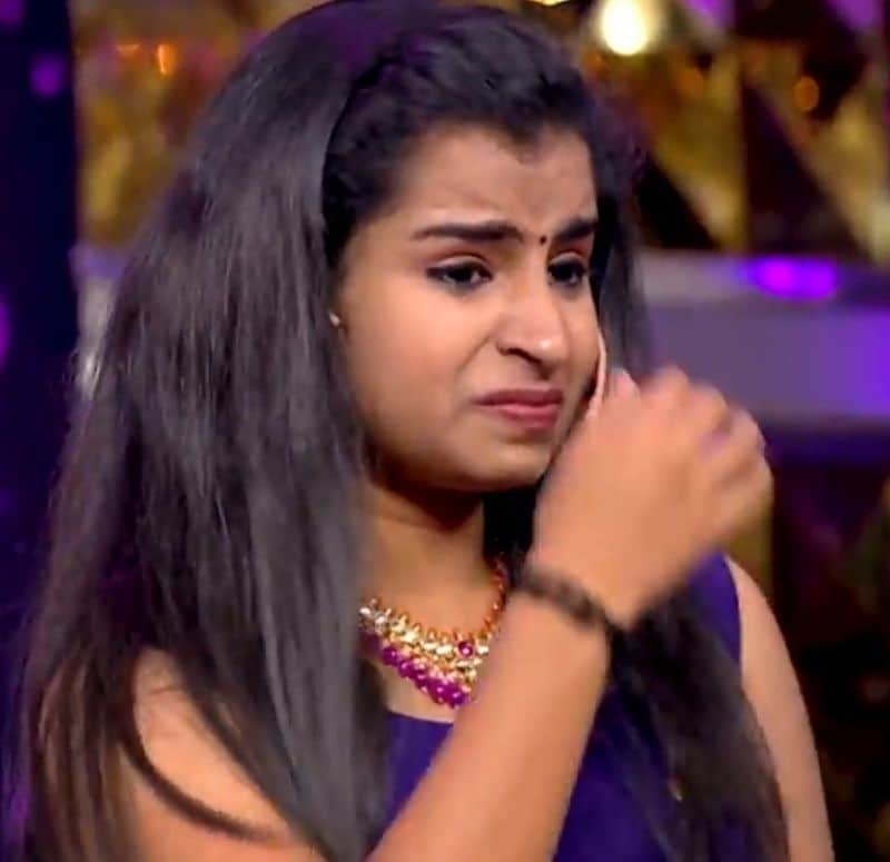 மேலும் ’இந்த நிலையில் தான் ‘குக் வித் கோமாளி’ நிகழ்ச்சியில் நாம் நாமாக இருப்போம் என்று நினைத்து வந்தேன். இப்பொழுது என்ன எல்லாரும் அவங்க வீட்டில் உள்ள குழந்தை போலவே பார்க்கிறார்கள். 