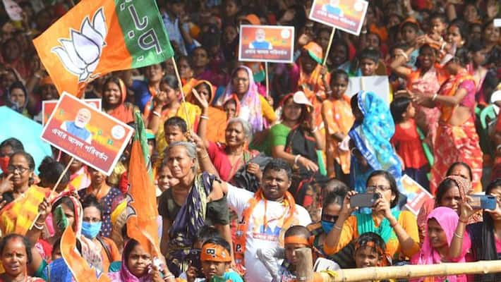 UP Election 2022 BJP Miranpur candidate booked for inflammatory speech violating EC guidelines gcw UP Election 2022 BJP Miranpur candidate booked for inflammatory speech violating EC guidelines gcw