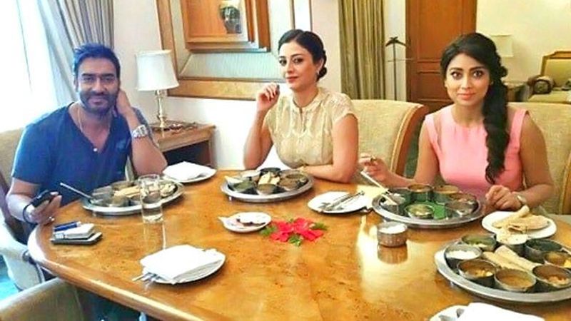 ऐसा है डाइट प्लान : ब्रेकफास्ट में लो फैट मिल्क या 4 अंडे (व्हाइट), ऑरेंज जूस, ब्राउन ब्रेड और रोस्टेड चिकन। स्नैक्स में प्रोटीन शेक या फिर 2 अंडे (व्हाइट)। लंच में 5 रोटी, सलाद, सीजनल सब्जी, दाल-चावल, बॉयल्ड फिश। डिनर में रोस्टेड चिकन और वेजीटेबल सूप।