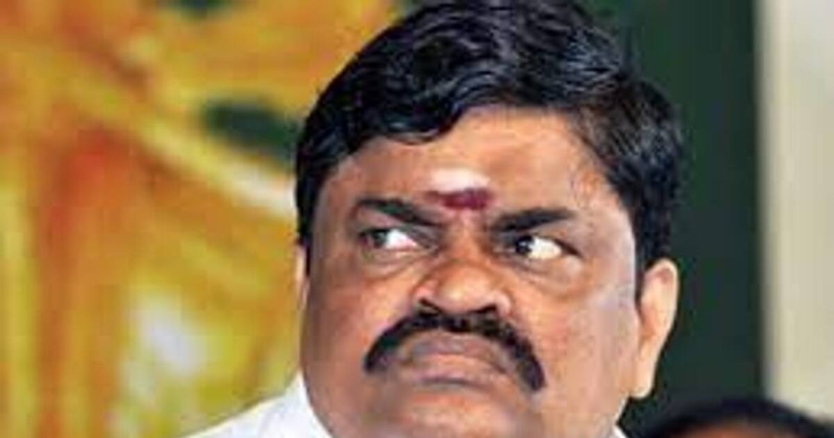 ராஜேந்திர பாலாஜிக்கு செக்... முன்னாள் அமைச்சரை கதிகலங்க வைத்த கே.டி.ஆர்..!